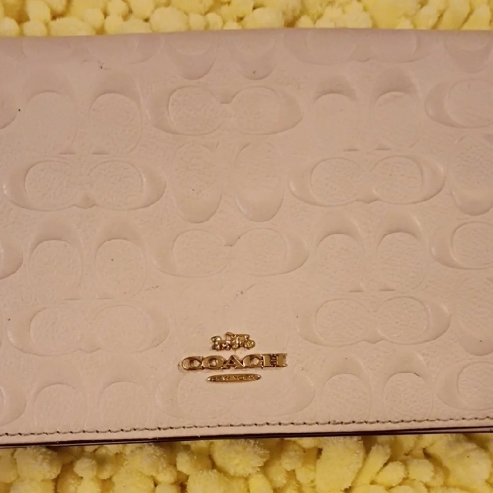 Coach Light Beige Crossbody Bag - Picture 2 of 6